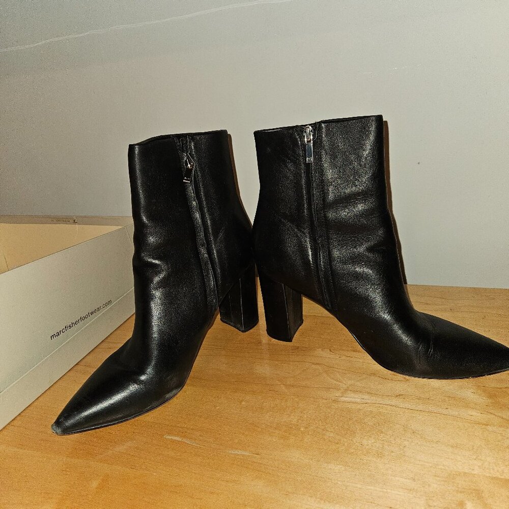 Marc Fisher Ankle Books